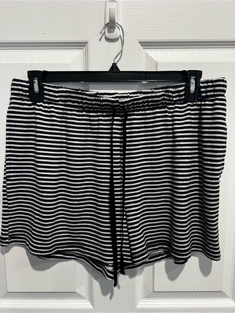 croft & barrow Black and White Striped Drawstring Lounge Shorts